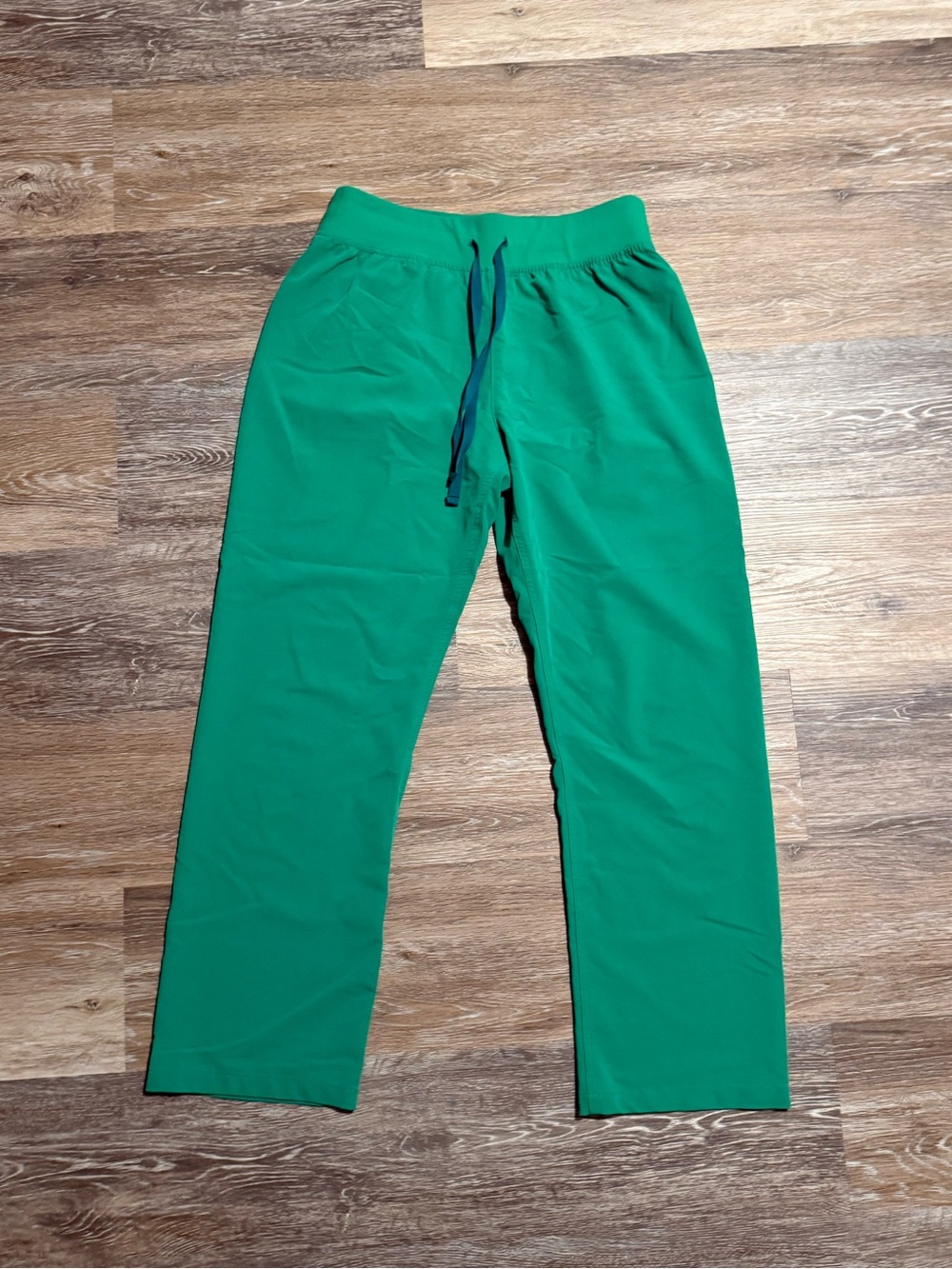 Figs Livingston High Waisted Scrub Pants